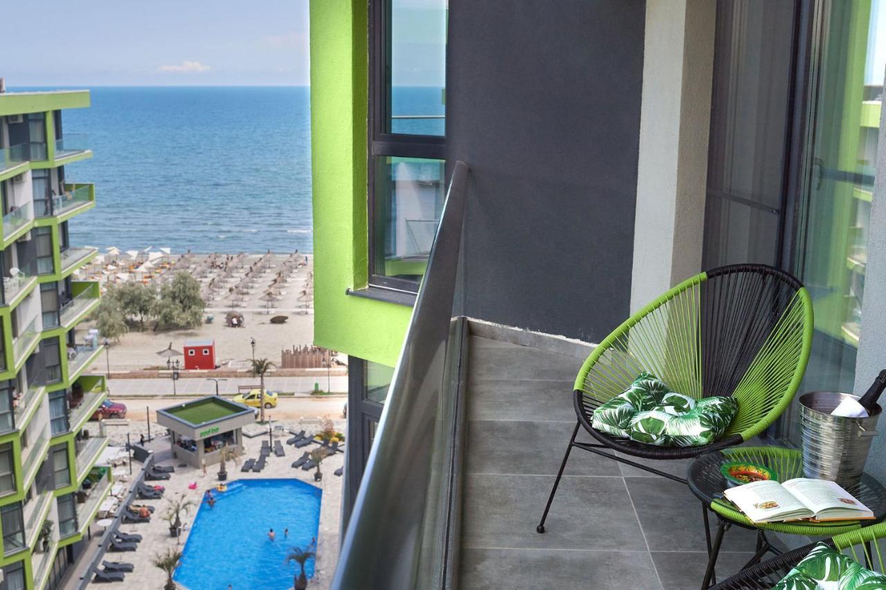 Serenity By The Sea Apartment Spa N Pool Alezzi Beach Resort Năvodari Exterior foto